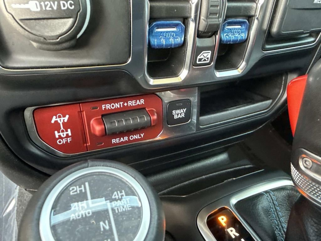 Used 2021 Jeep Wrangler Unlimited Rubicon 4xe image 32