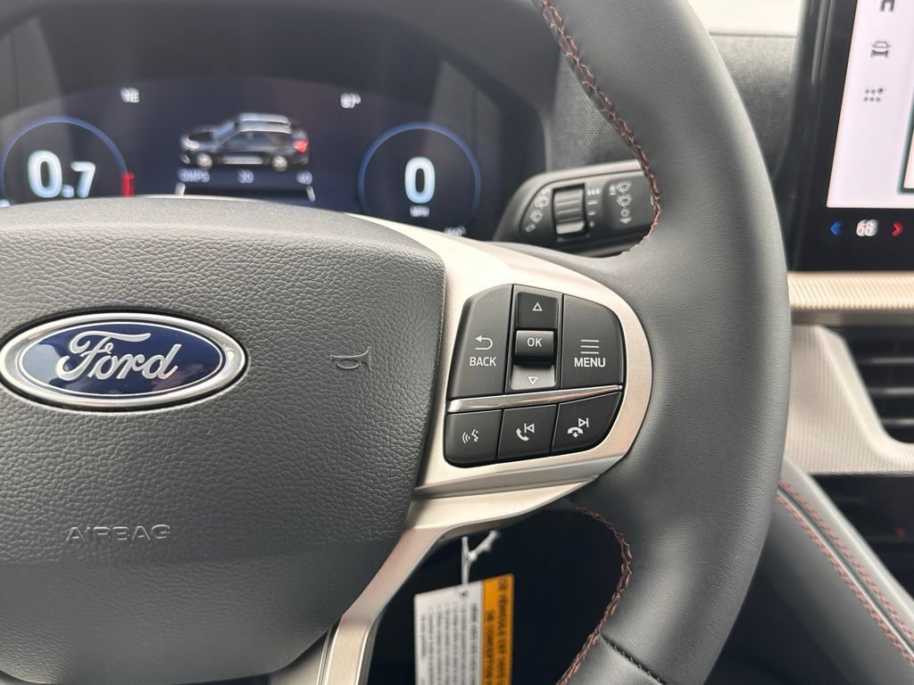New 2026 Ford Explorer Active AWD/4WD image 31