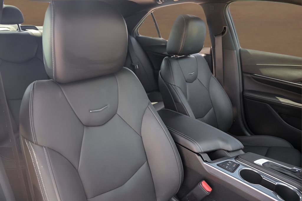 Certified 2023 Cadillac CT4 Premium Luxury RWD image 28