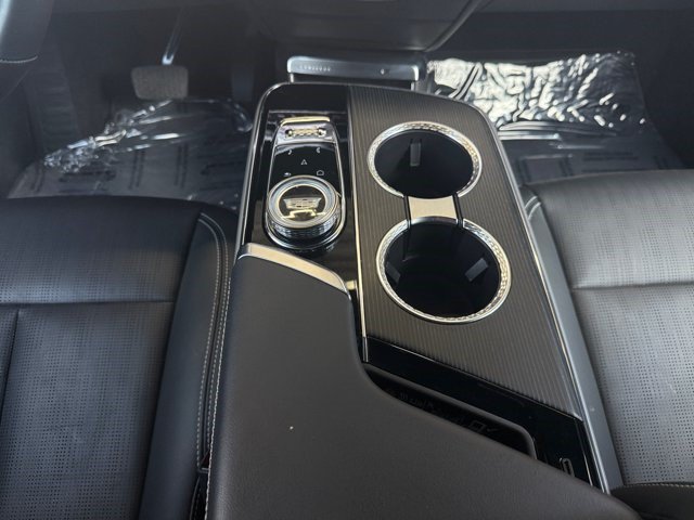 Certified 2024 Cadillac Lyriq Luxury RWD image 9