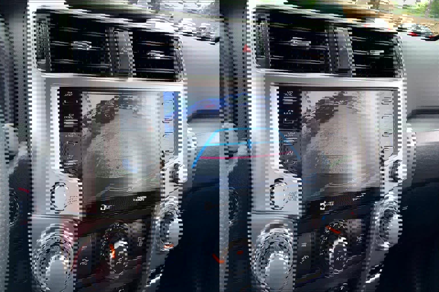 Used 2024 Toyota 4Runner SR5 AWD/4WD image 26