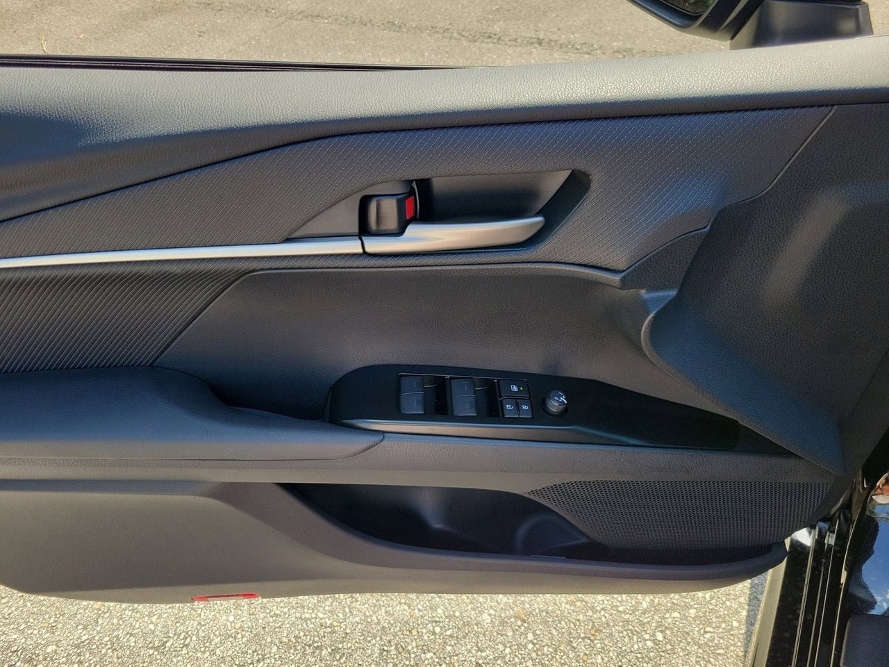 New 2026 Toyota Camry SE FWD image 14
