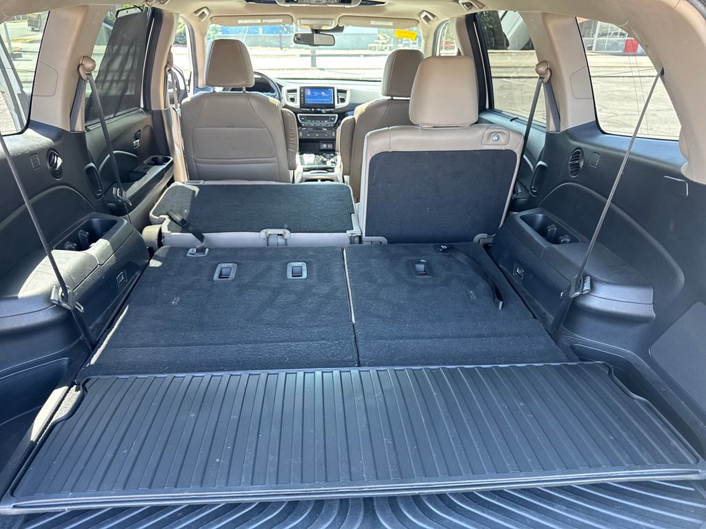 Used 2016 Honda Pilot Touring image 44