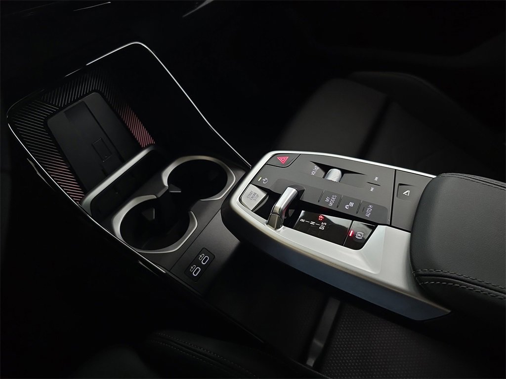 Used 2025 BMW X2 xDrive28i w/ M Sport Package image 27