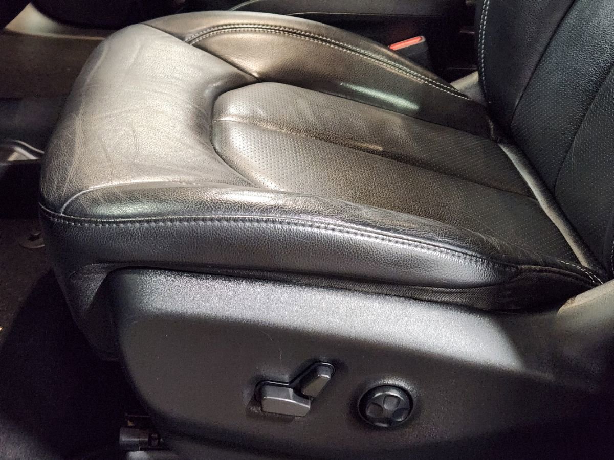 Used 2021 Chrysler Pacifica Touring-L w/ S Appearance Package image 46