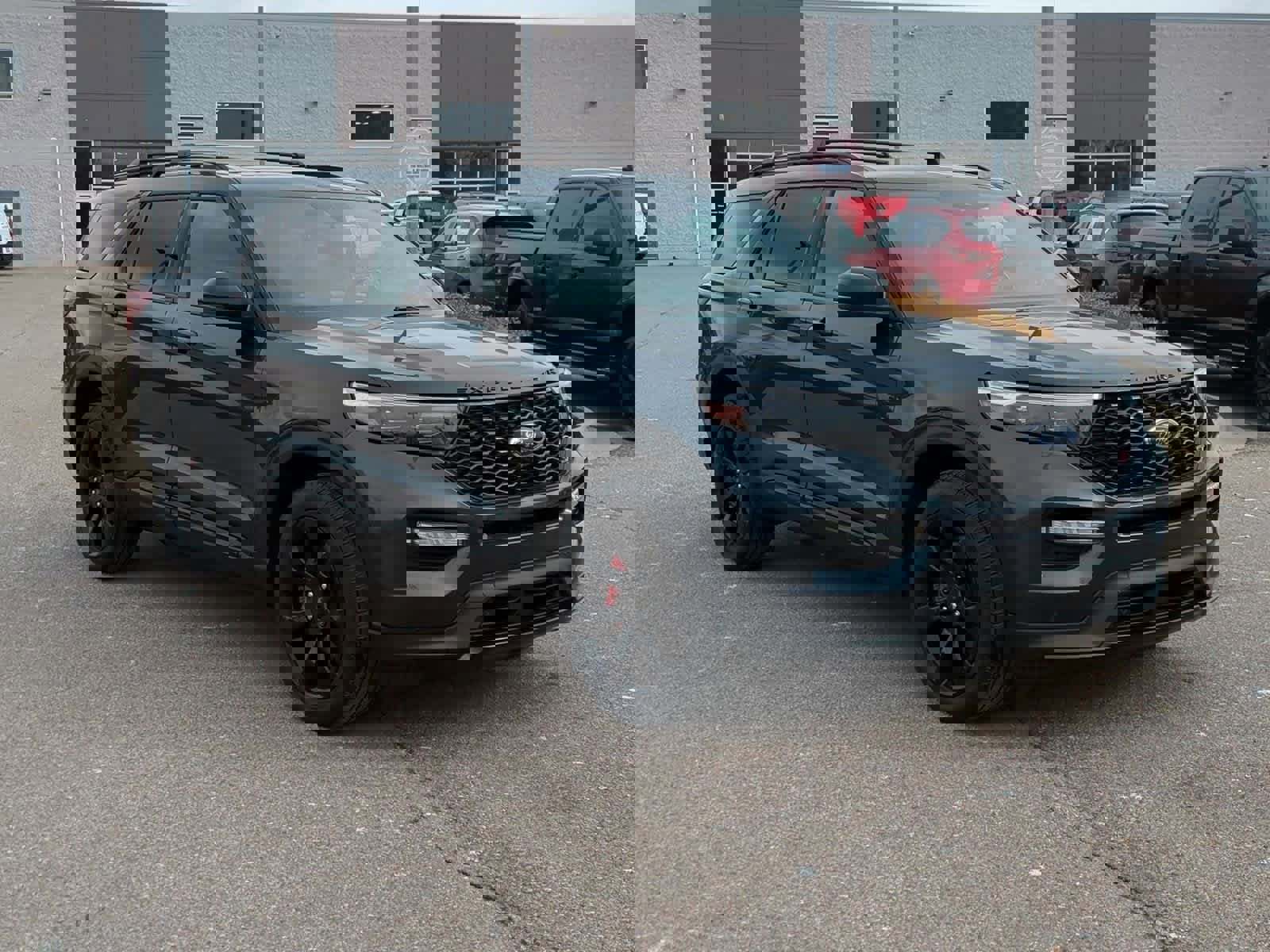 Used 2022 Ford Explorer ST w/ Equipment Group 401A image 2