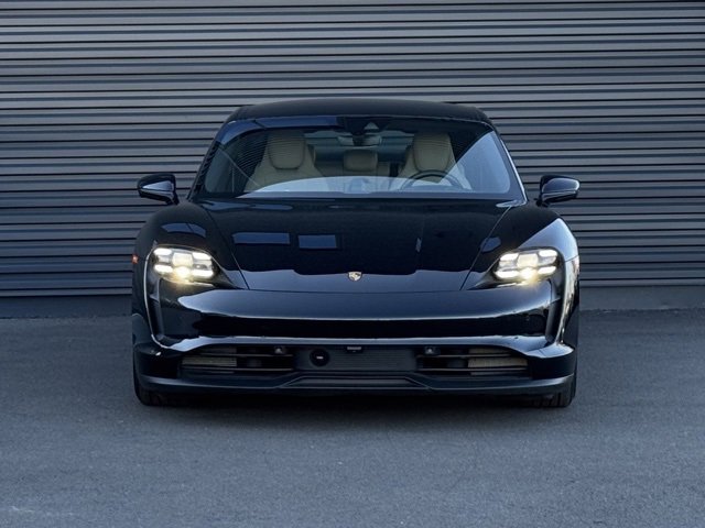 Used 2024 Porsche Taycan 4S image 10