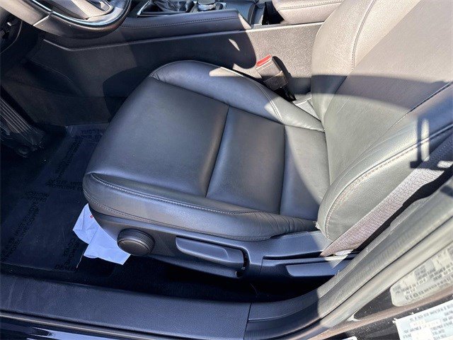 Used 2023 MAZDA MAZDA3 s image 15