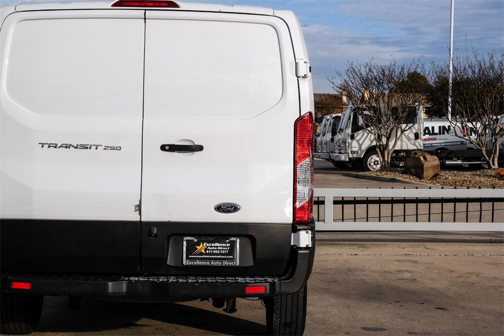 Used 2019 Ford Transit 250 130 Low Roof image 36