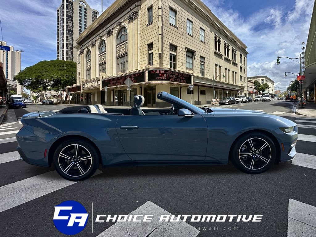 Used 2024 Ford Mustang Premium image 10