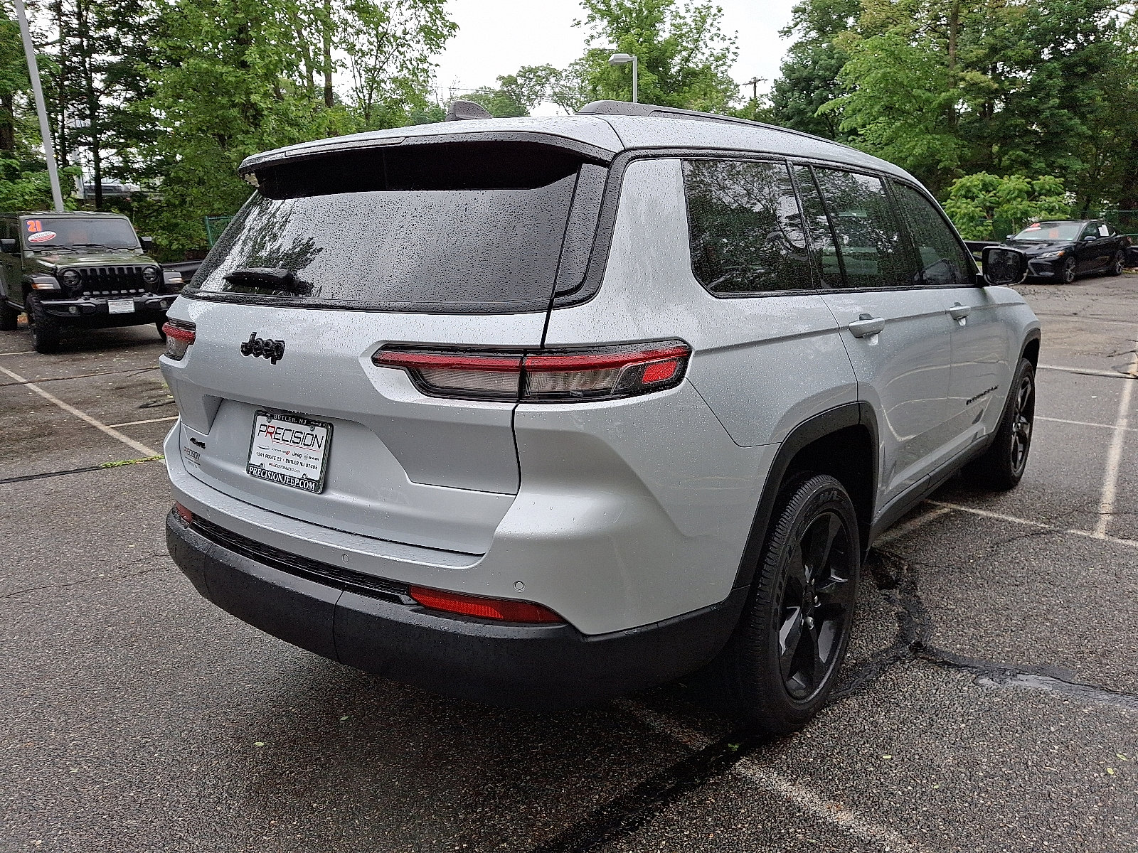 Certified 2023 Jeep Grand Cherokee L Laredo image 6
