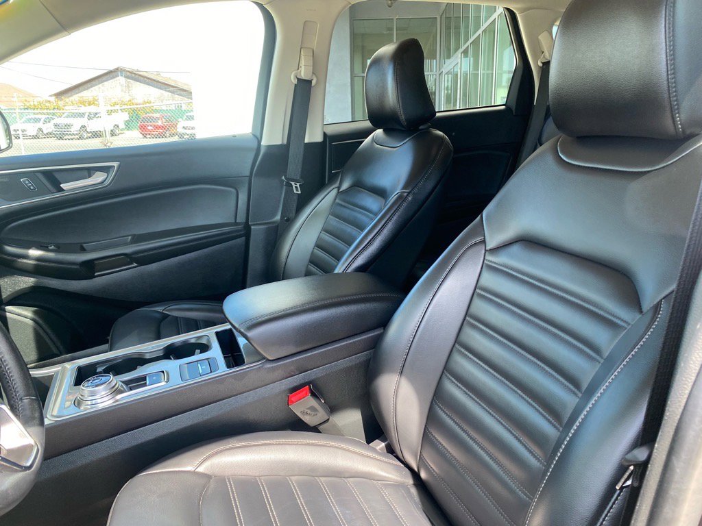 Used 2024 Ford Edge SEL image 19