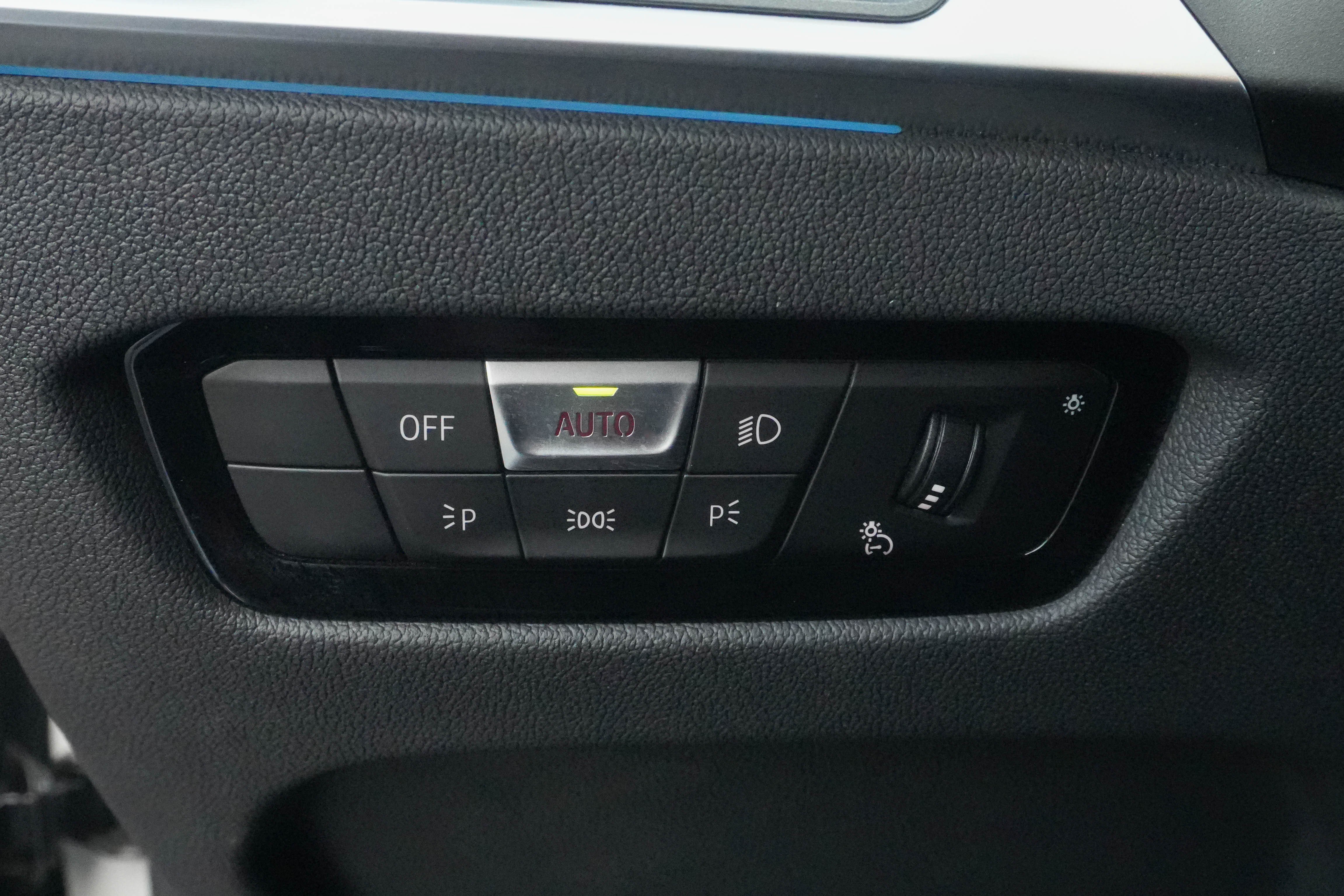 Used 2023 BMW i4 eDrive35 w/ Premium Package RWD image 17