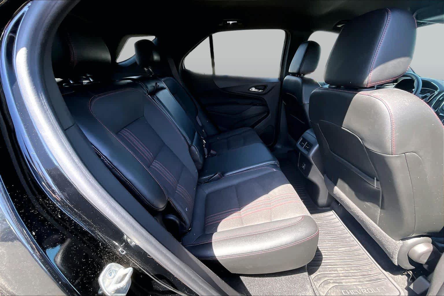 Used 2023 Chevrolet Equinox RS FWD image 20