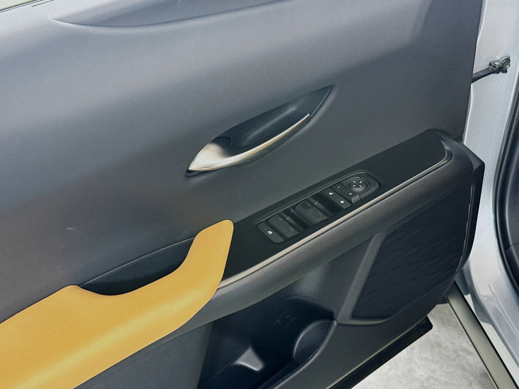 New 2026 Lexus UX 300h AWD w/ Accessory Package (2T) image 19