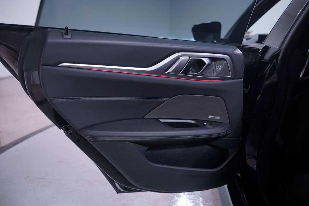 Used 2023 BMW i4 eDrive35 image 15