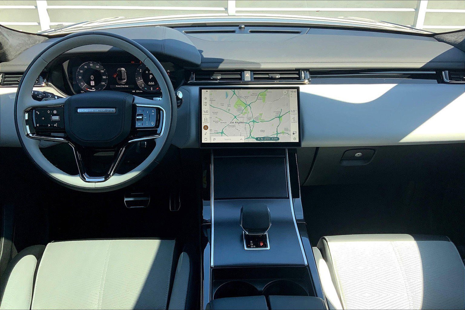 New 2026 Land Rover Range Rover Velar Autobiography image 7