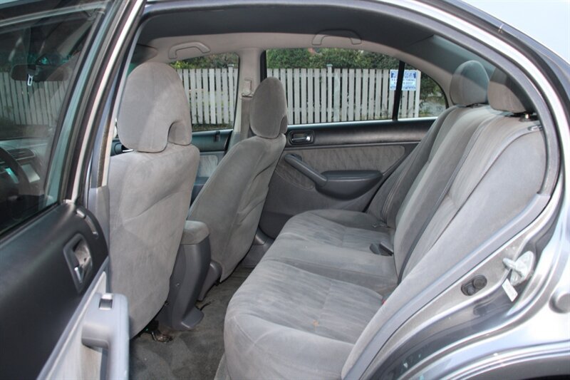 Used 2004 Honda Accord LX image 13
