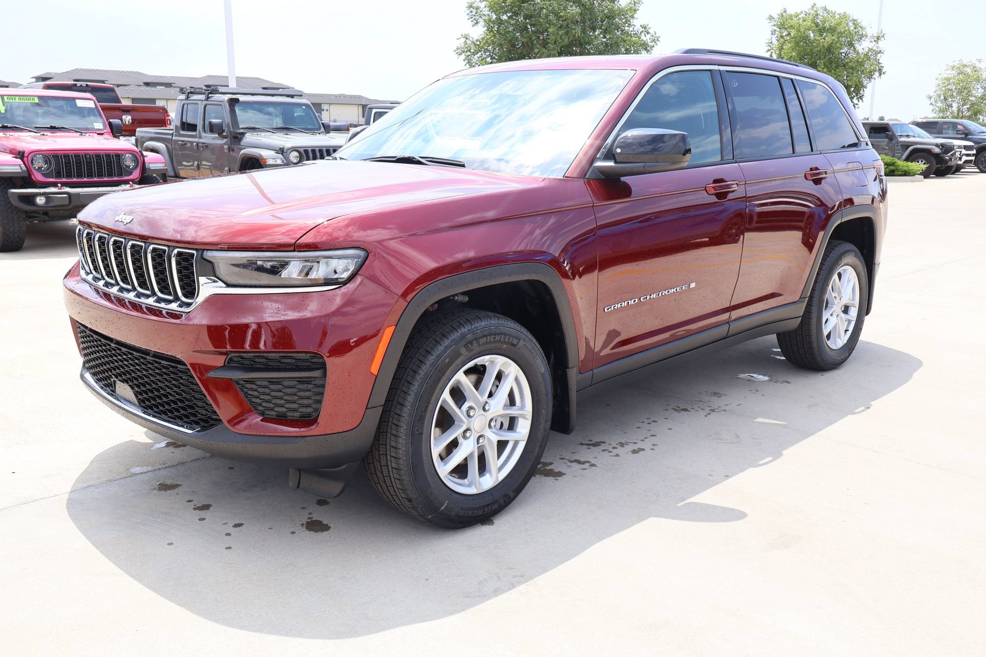 New 2026 Jeep Grand Cherokee Laredo X AWD/4WD image 10