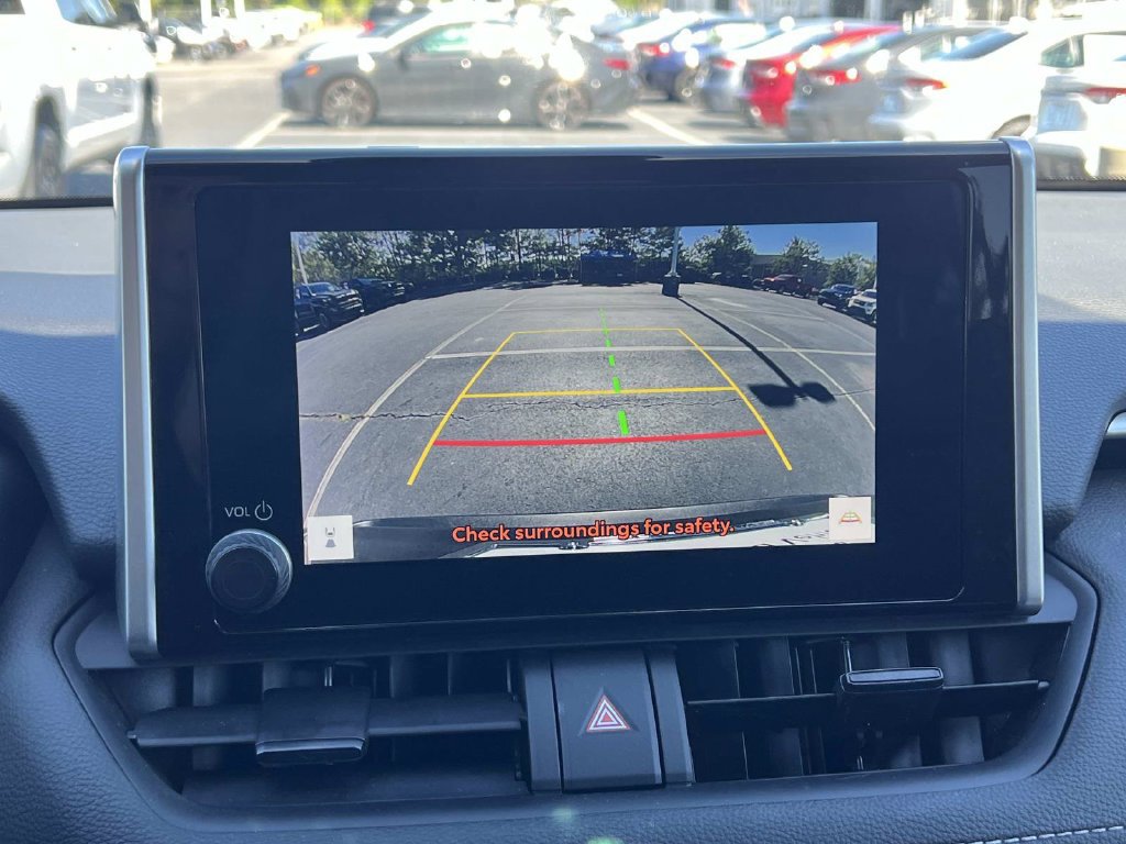 Used 2024 Toyota RAV4 LE FWD image 32