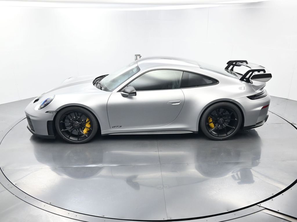 Used 2026 Porsche 911 GT3 image 39