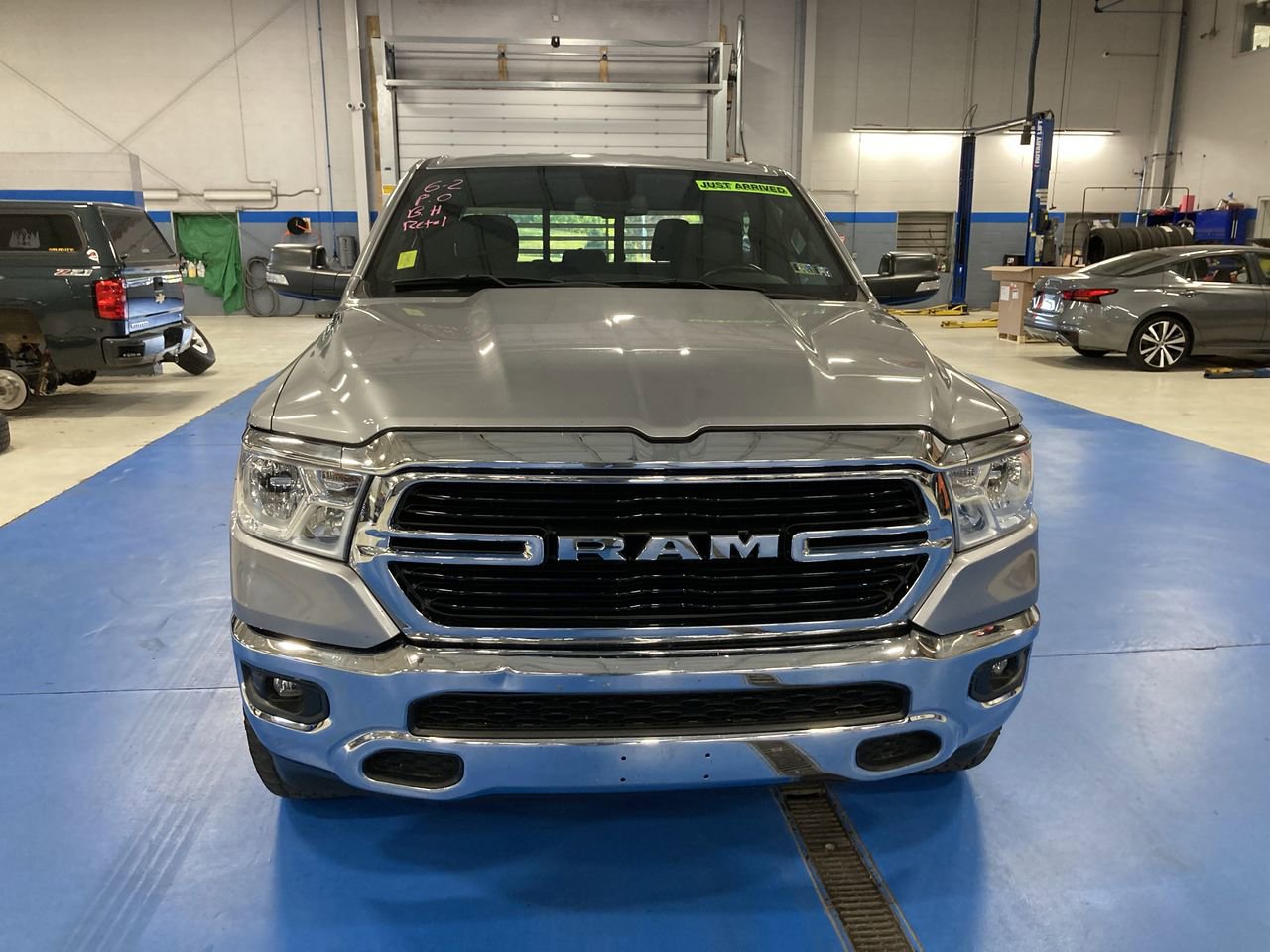 Used 2019 RAM 1500 Big Horn AWD/4WD image 2