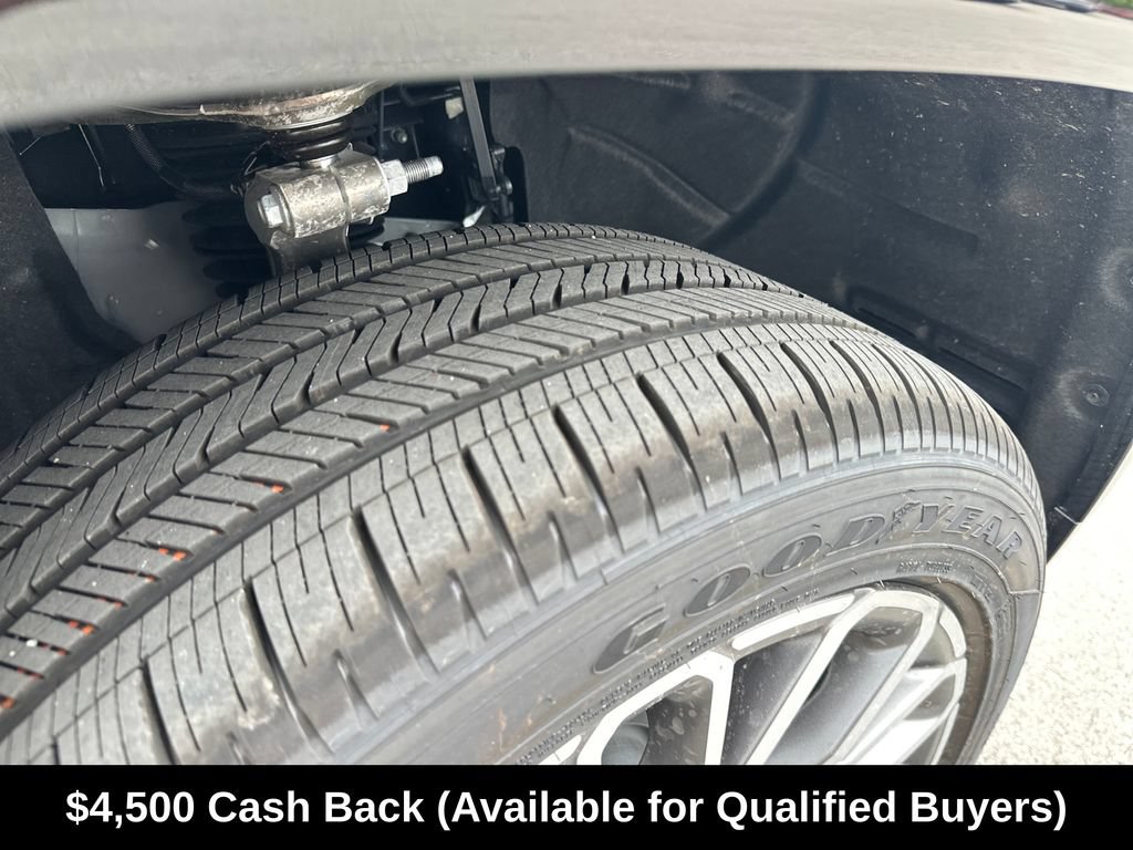 New 2026 Jeep Grand Cherokee L Summit w/ Advanced Protech Group IV AWD/4WD image 15
