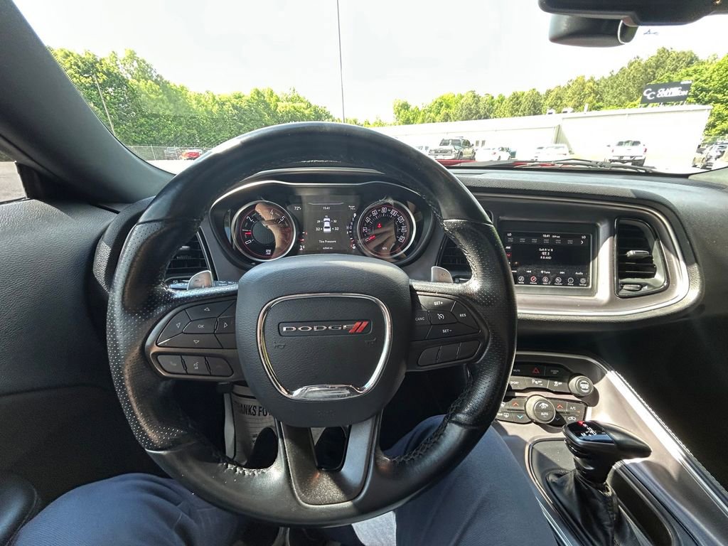 Used 2022 Dodge Challenger R/T RWD image 20