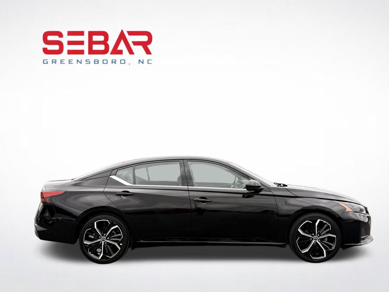 Used 2023 Nissan Altima 2.5 SR image 5