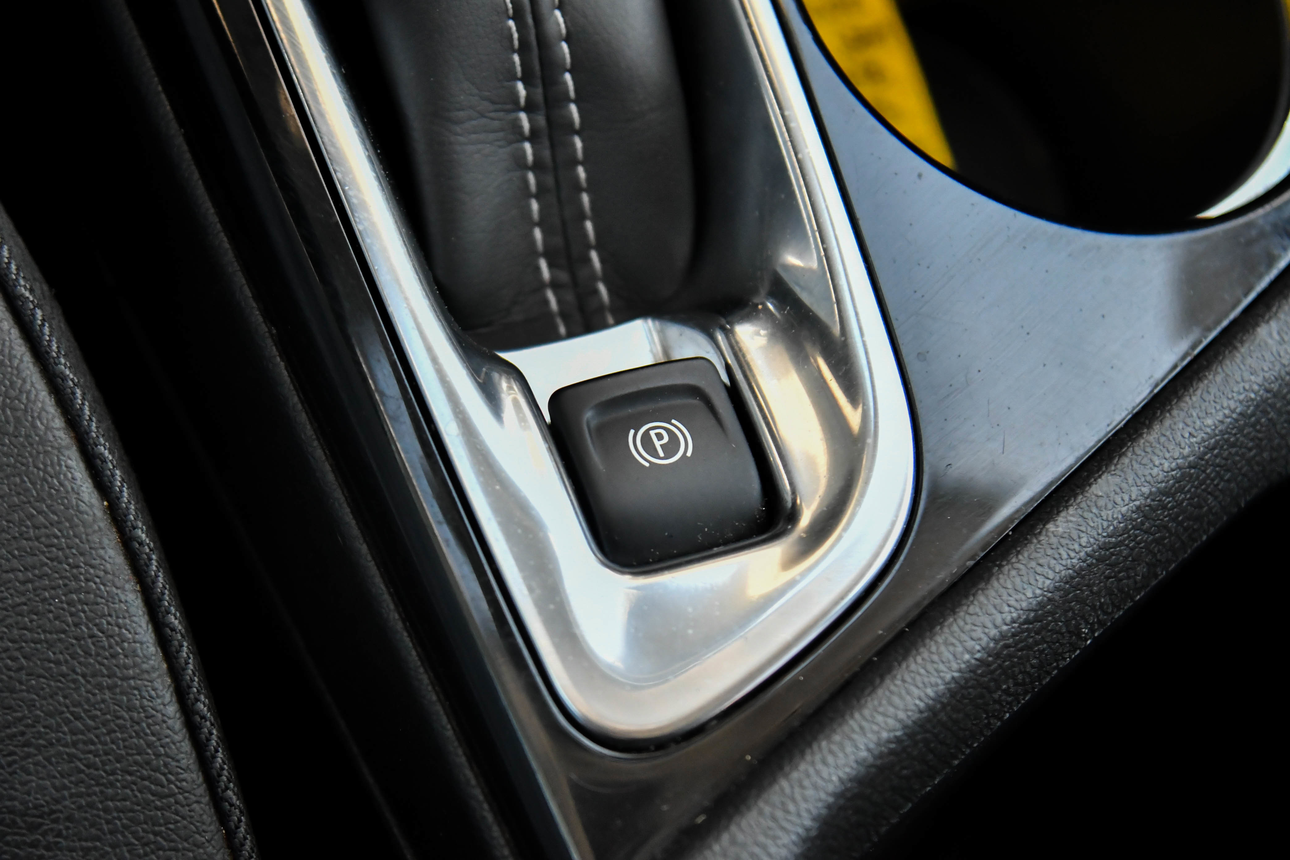 Used 2024 Buick Encore GX Preferred FWD image 25