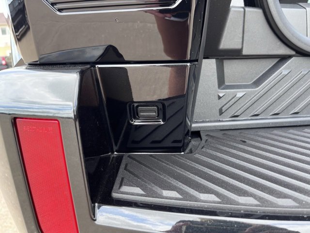 New 2025 GMC Hummer EV 3X image 56