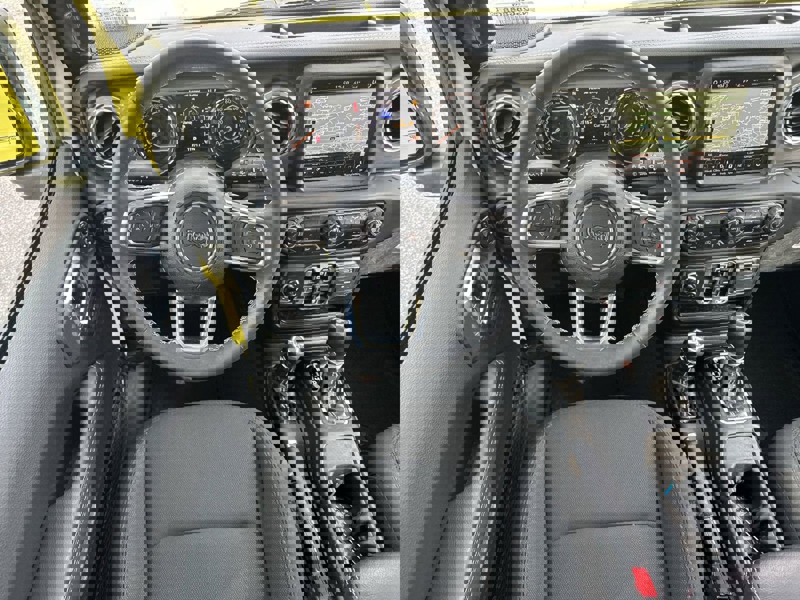 Used 2023 Jeep Wrangler Sahara image 27