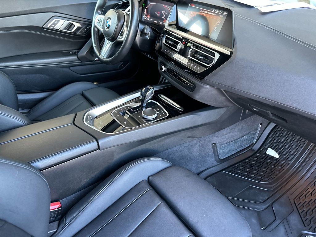 Used 2021 BMW Z4 sDrive30i w/ M Sport Package RWD image 14