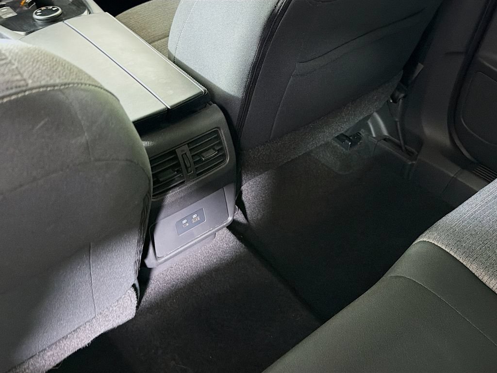 Used 2023 Nissan Rogue SV AWD/4WD image 26