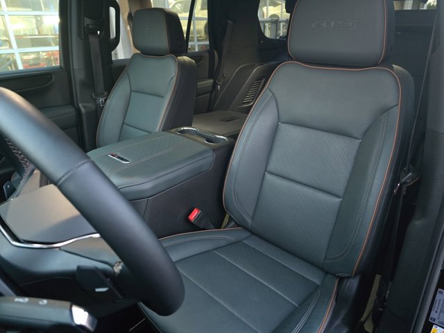 Used 2025 GMC Yukon AT4 image 15