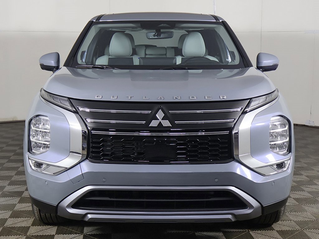 New 2026 Mitsubishi Outlander SE image 13