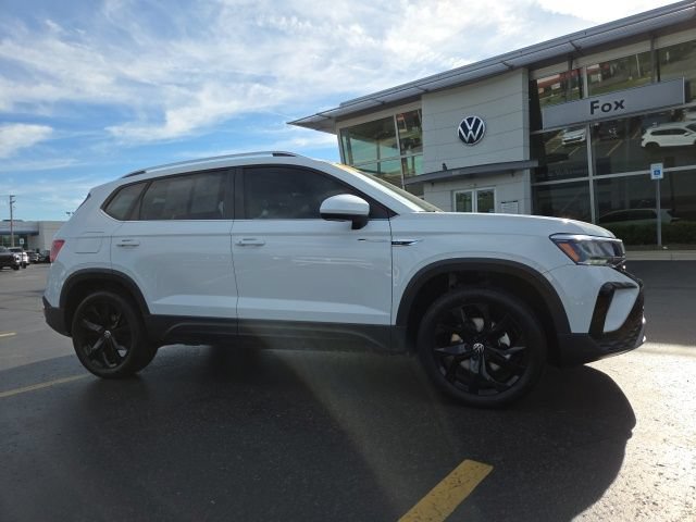 Used 2022 Volkswagen Taos SE