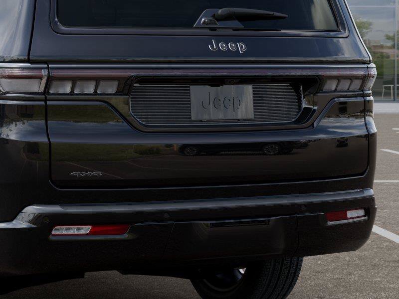 New 2026 Jeep Grand Wagoneer Summit AWD/4WD image 14