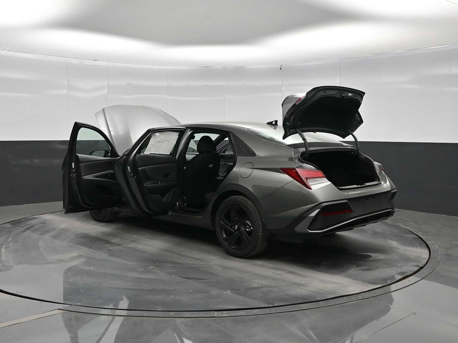 New 2026 Hyundai Elantra Sport FWD image 45