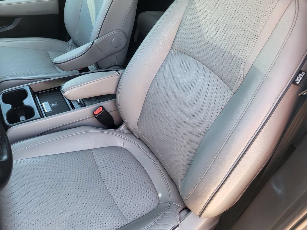 Used 2024 Honda Odyssey Elite image 15