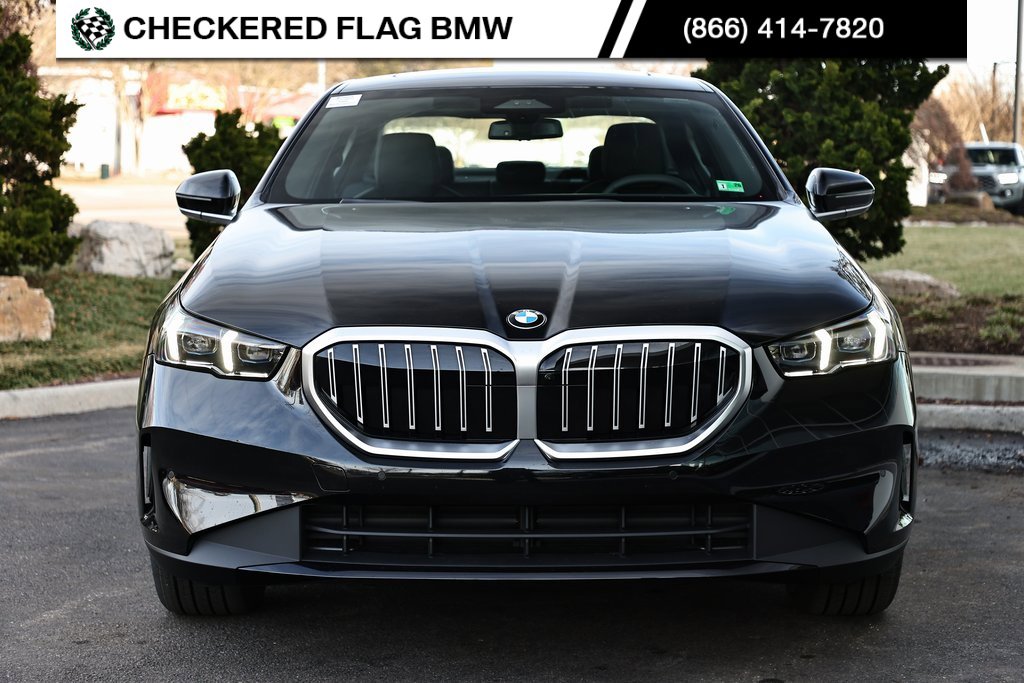 Certified 2025 BMW 530i w/ Premium Package image 14