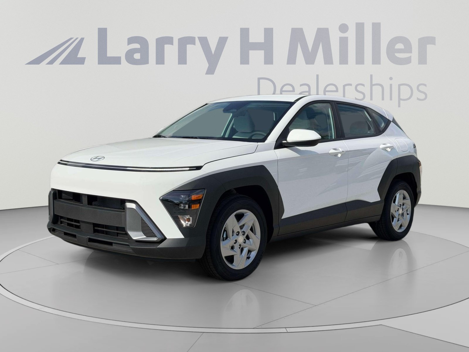 New 2027 Hyundai Kona SE FWD image 3