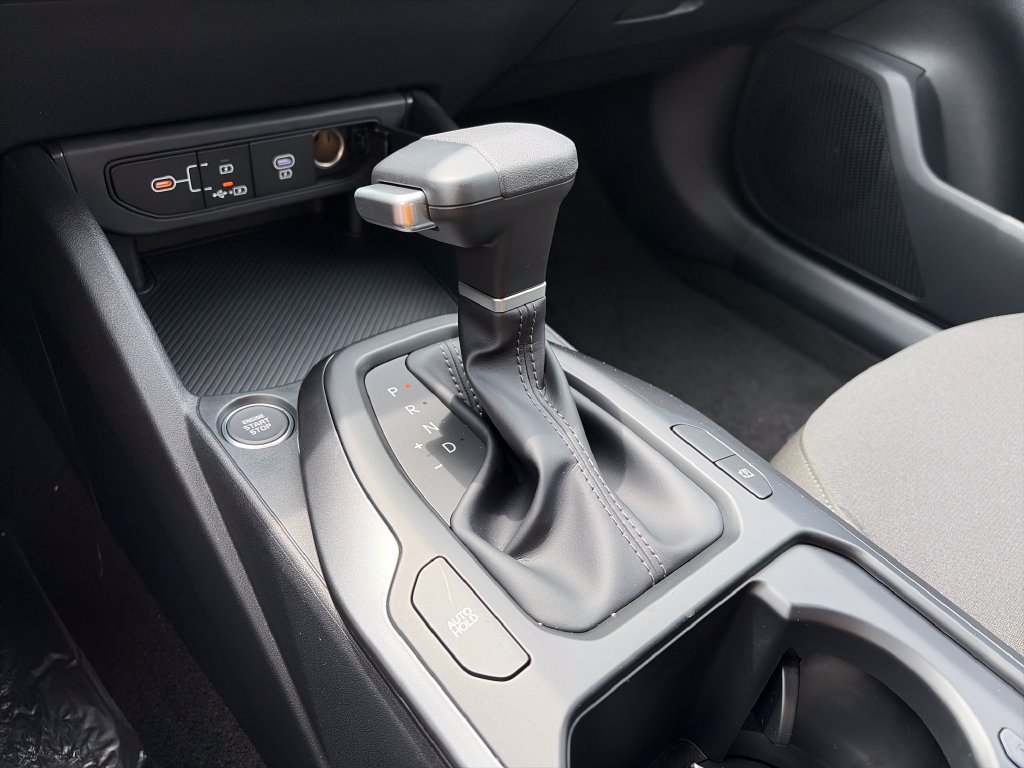New 2026 Kia K4 FWD image 21
