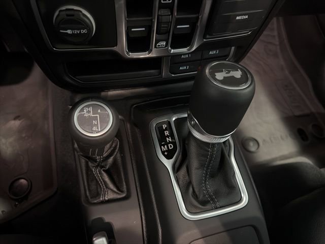 Used 2024 Jeep Wrangler Unlimited Sahara w/ Technology Group AWD/4WD image 29