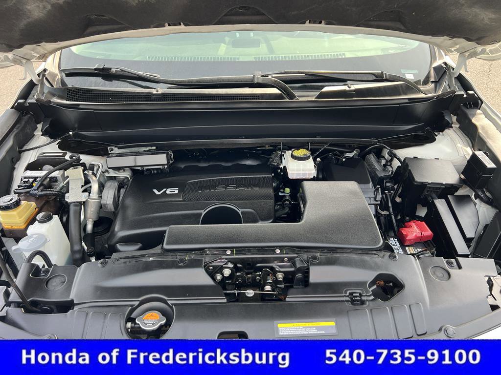 Used 2018 Nissan Pathfinder SV w/ SV All Weather Package image 12