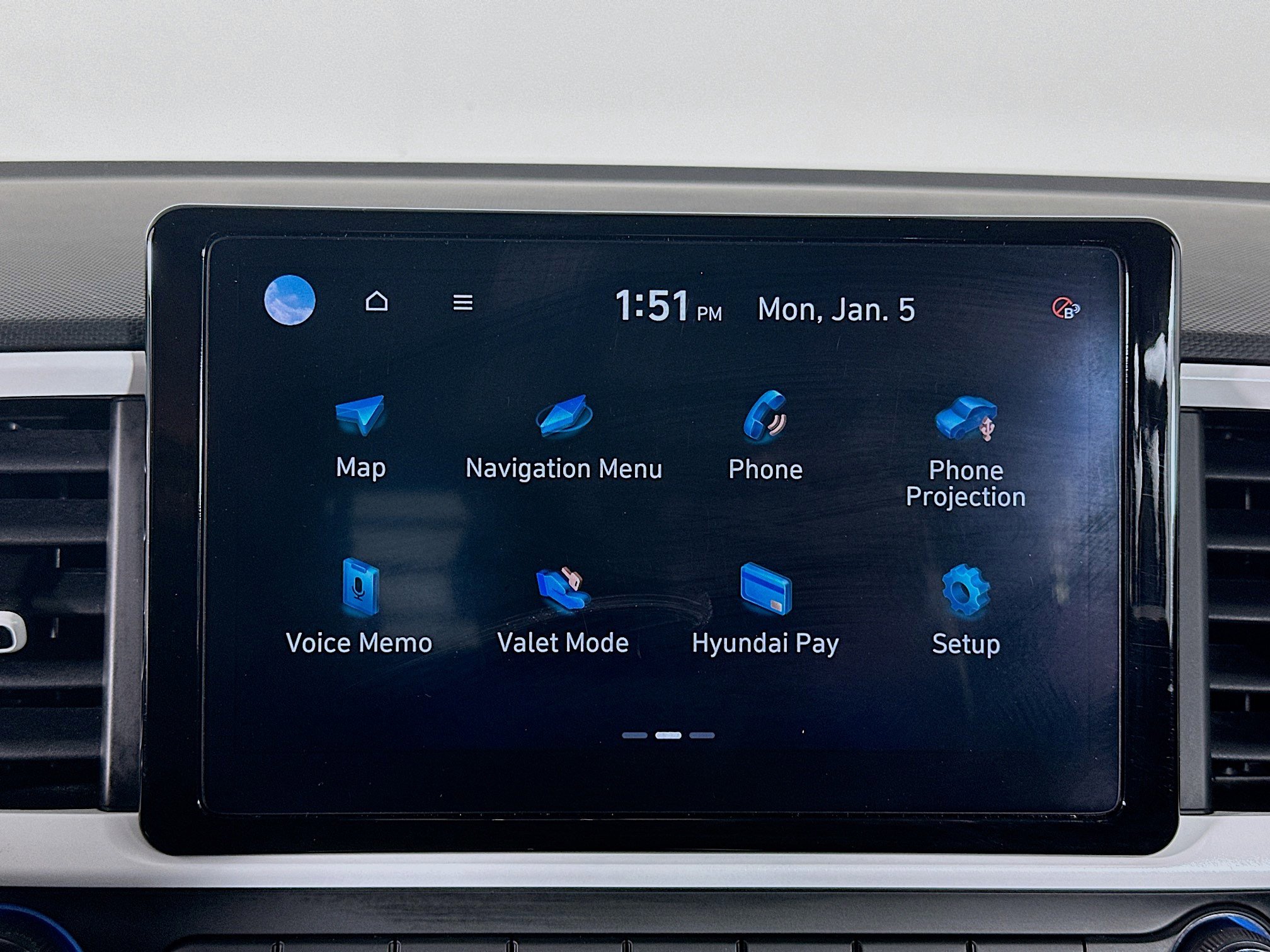 Used 2025 Hyundai Venue Limited image 21