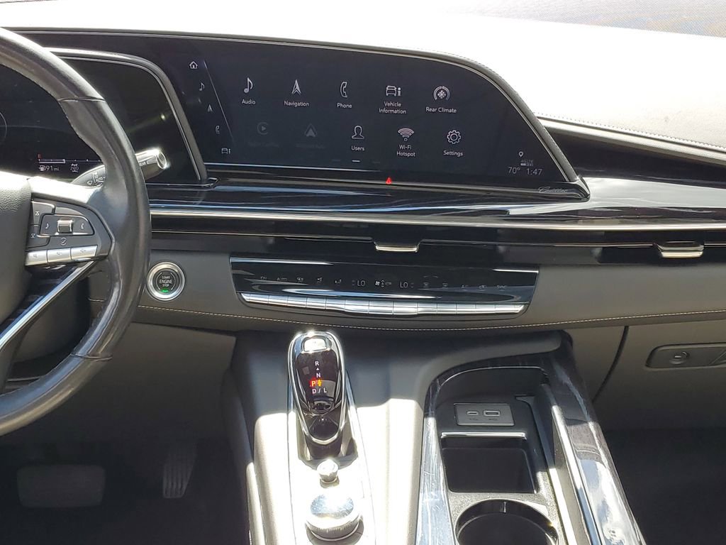 Used 2021 Cadillac Escalade Sport w/ Driver Assist Tech Package image 29