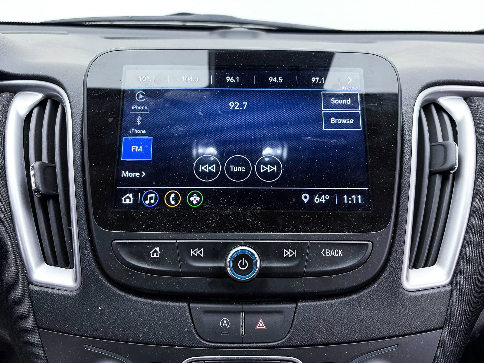 Used 2025 Chevrolet Malibu LS image 17