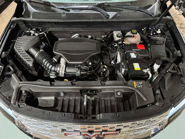 Used 2023 GMC Acadia Denali w/ Denali Technology Package image 32