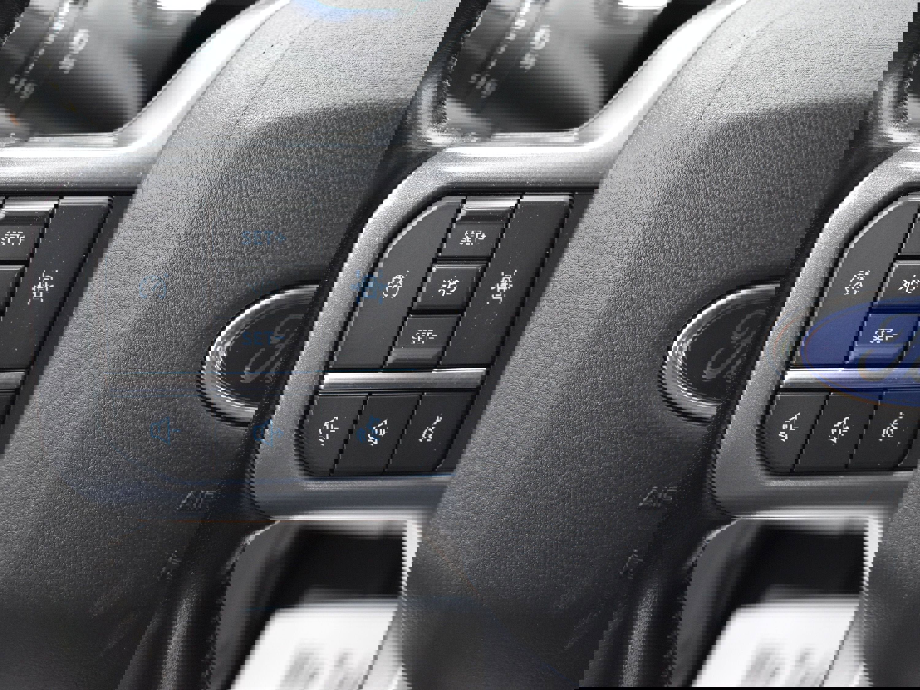 Used 2023 Ford F150 Lariat image 17